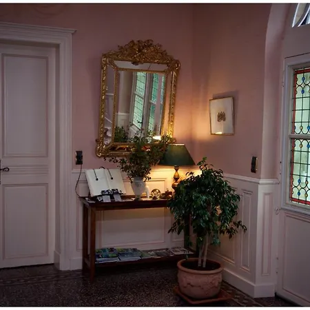 Nocleg ze śniadaniem Chateau Franc Pourret *